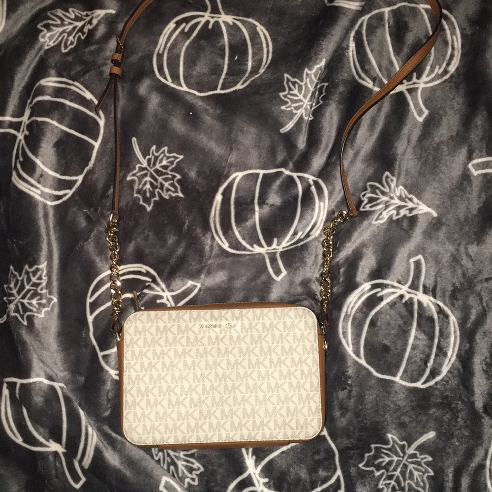 ginny medium micheal kors cross body bag